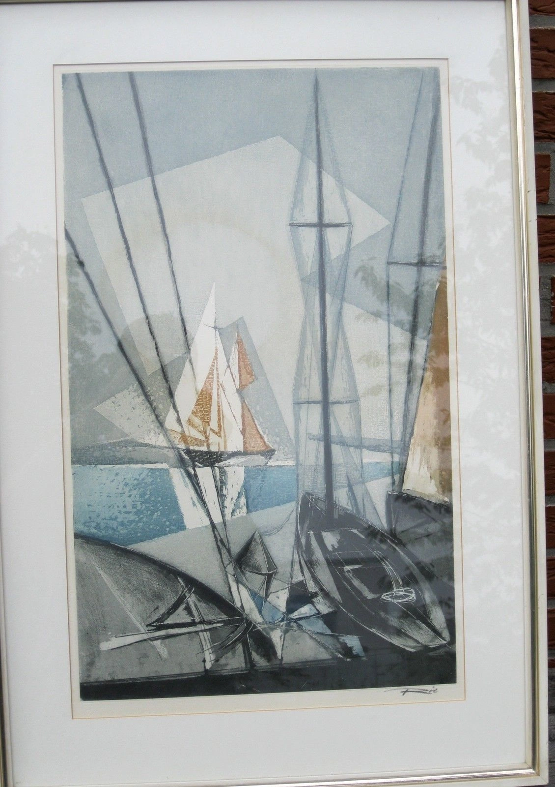Sailing boat next to a harbour (Ric 08)